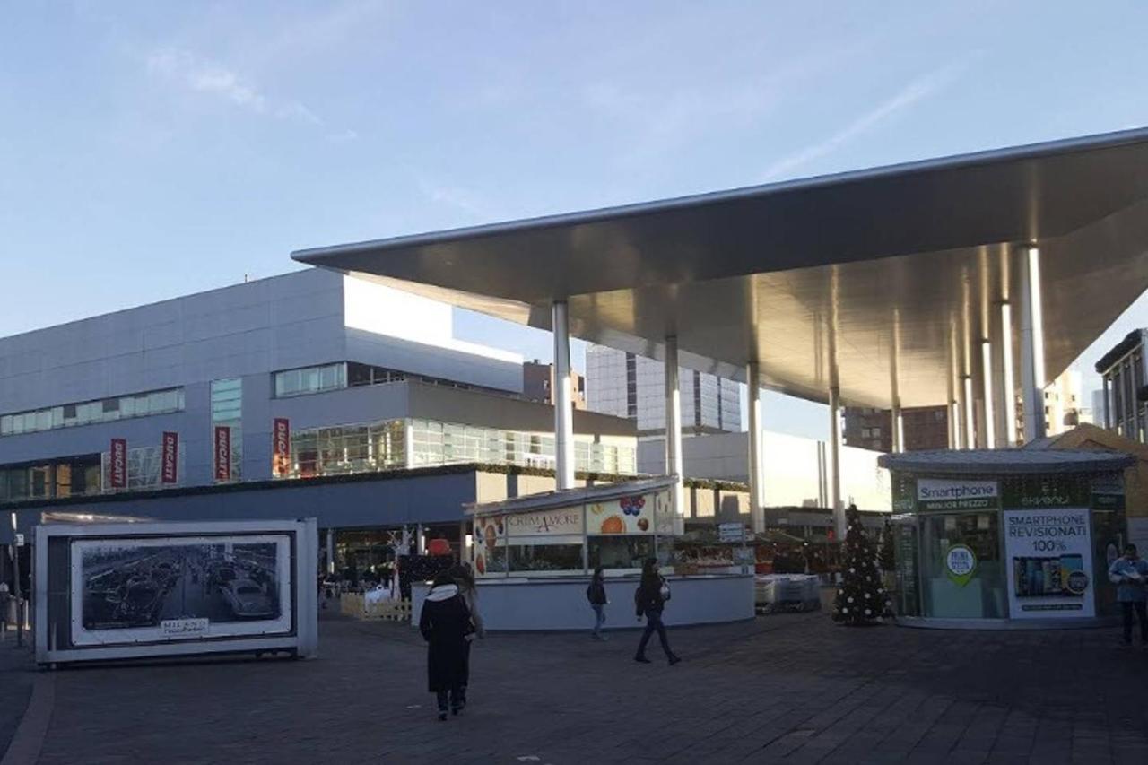 Апартаменты Fiera Milanocity View With Terrace Next To Shopping Mall Экстерьер фото